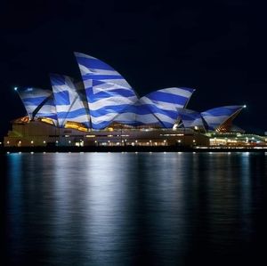 Meet your Posher, Evangelia